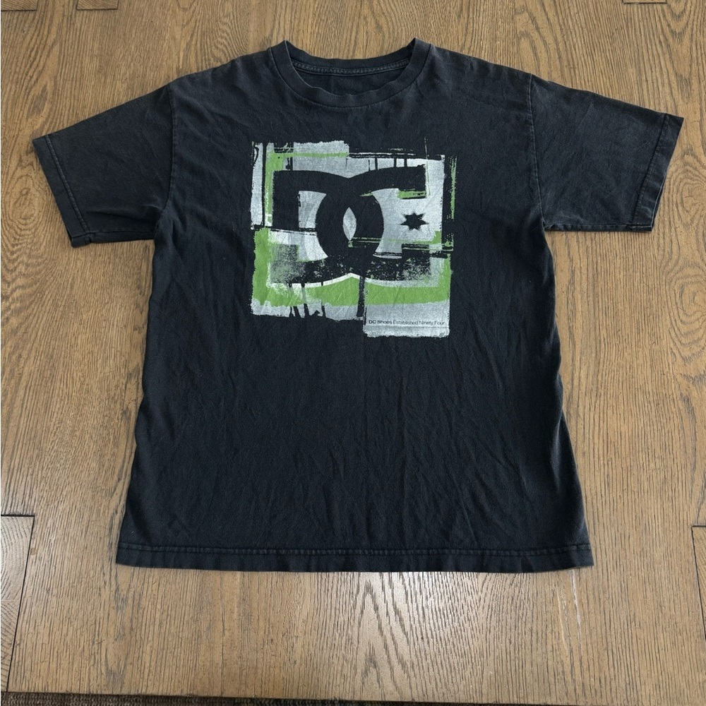 Rad Y2K Skate DC Graphic T Shirt Black Logo shirt